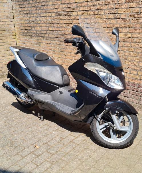 Aprilia Atlantic 500 sprint, ideaal voor woon-werkverkeer