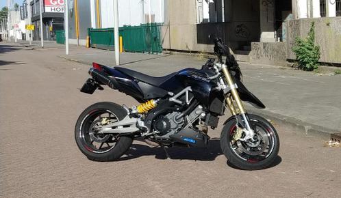 Aprilia Dorsoduro 1200 Zwart