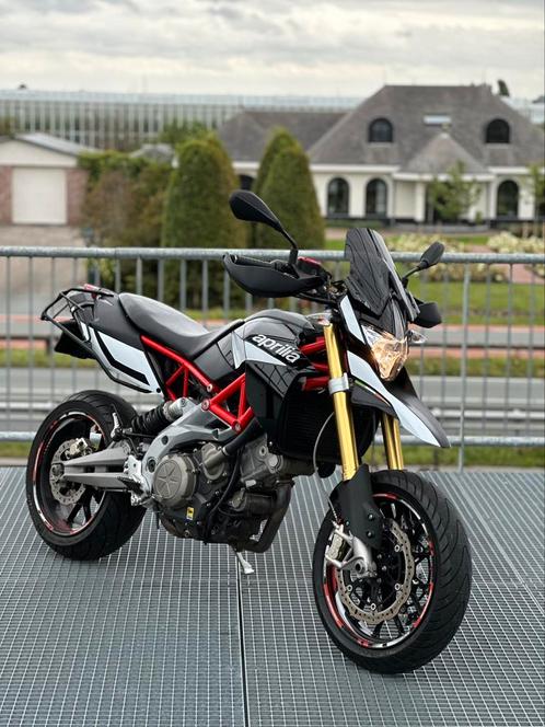 aprilia dorsoduro 750