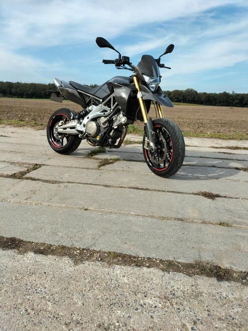 aprilia dorsoduro 750