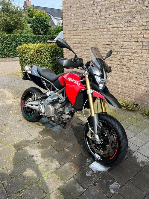 Aprilia Dorsoduro 750 A2