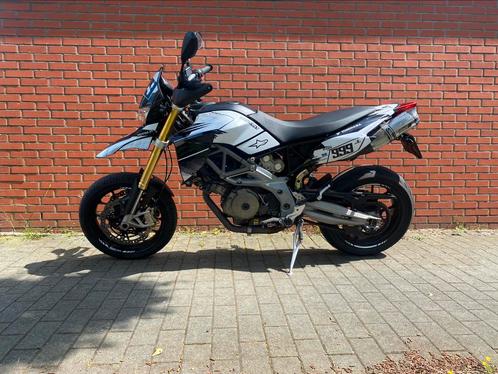 Aprilia Dorsoduro 750 op A2 KENTEKEN met VOL VERMOGEN