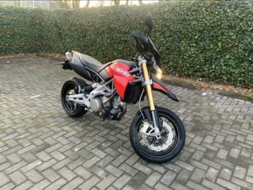 Aprilia Dorsoduro 750 SMV KGL Racing