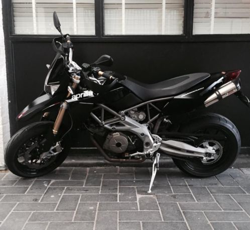 Aprilia Dorsoduro 750cc Mivv uitlaten. 