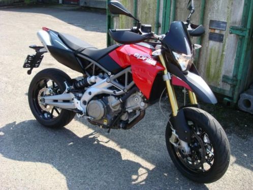 Aprilia Dorsoduro funbike (bj 2009)