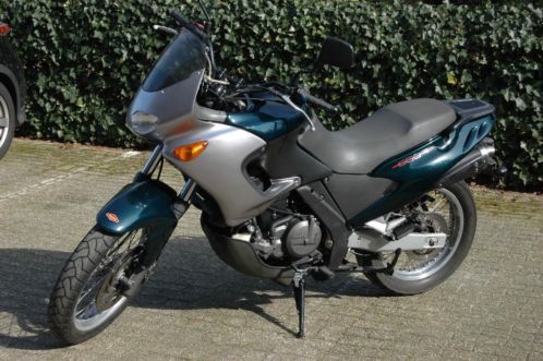 Aprilia Pegaso 650 groengrijs