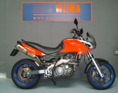 APRILIA PEGASO 650 STRADACITY 2006 21dkm Akrapovic dempers