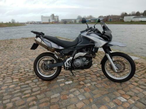 Aprilia Pegaso 650 Trail 2007 incl aprila tassenset A2