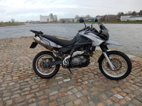 Aprilia Pegaso 650 trial 2007 A2 geschikt. (winterprijs)