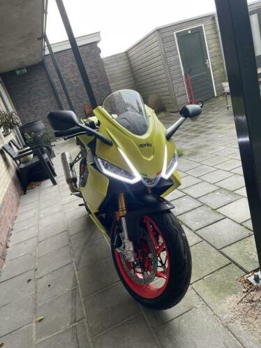 Aprilia rs 660 met vele extra opties