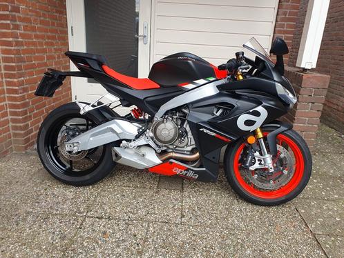 Aprilia rs660 Apex Black