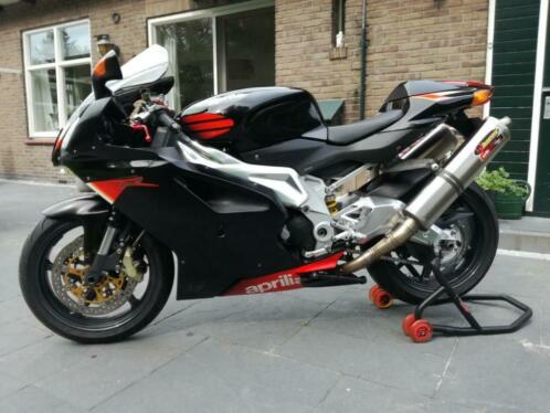 Aprilia RSV 1000  Akraprovic  3 extra banden