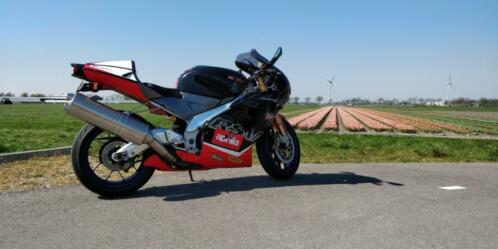 Aprilia RSV 1000 Mille R