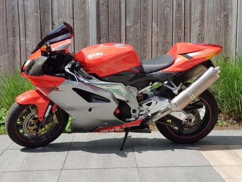 Aprilia RSV 1000 R