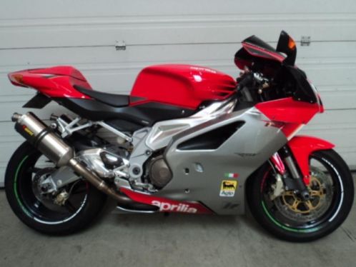 APRILIA RSV 1000 R (bj 2004)