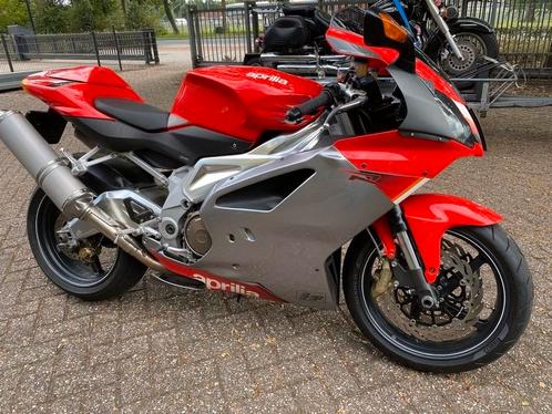 APRILIA RSV 1000 RR 2004 NIEUWSTAAT RSV1000 NEDETLANDS