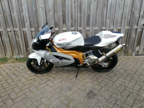 Aprilia rsv 1000 rr bj 2008