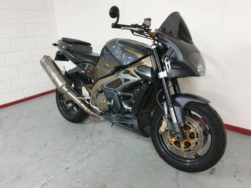 APRILIA RSV 1000, TUONO, BOUWJAAR 2003, 51000 KM, ZEER MOOI