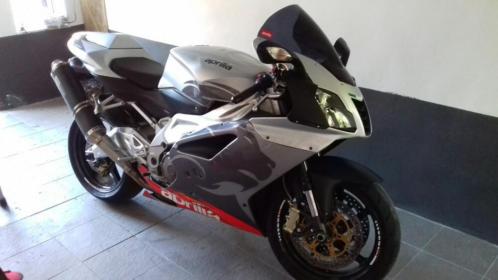 Aprilia RSV 1000R 2005 24000km nieuwe banden