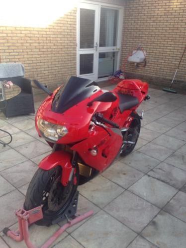 Aprilia RSV Mile 1000cc V-twin