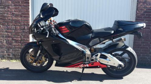 -- Aprilia Rsv mille 1000 2003 --