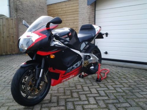 Aprilia RSV Mille 1000 cc. Nieuwstaat Nieuwe banden 