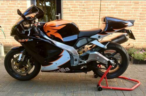 Aprilia RSV Mille, bj 2002, nwe voorband, zeer exclusief.. 