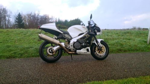 Aprilia RSV Tuono