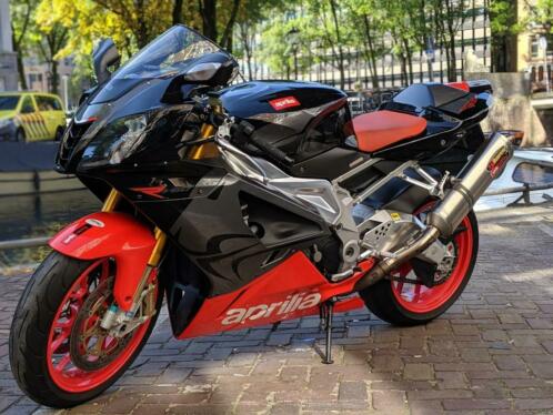 Aprilia RSV1000R  RSV 1000 R (2008)