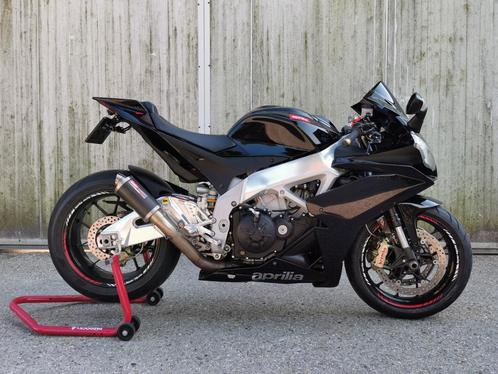 Aprilia rsv4