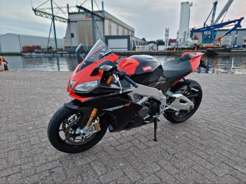 aprilia rsv4 factory hlins brembo