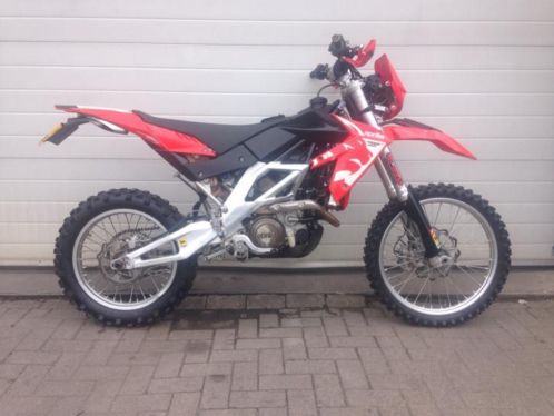 Aprilia RXV 550 enduro v-twin A2 rijbewijs 