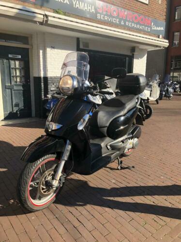 aprilia scarabeo 250cc