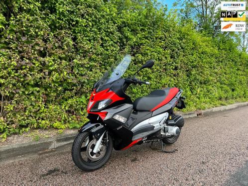 Aprilia Scooter SR Max 300 IE, Abs injectie, zeer zuinig