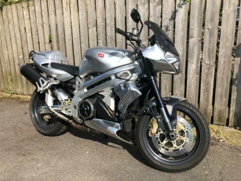 Aprilia SL1000 Falco Streetfighter