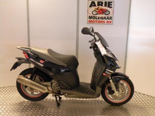 Aprilia Sportcity 250