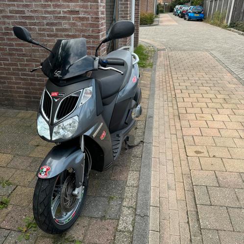 Aprilia sportcity 250 i.e nette staat