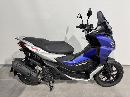 Aprilia SR GT 200 (bj 2023)