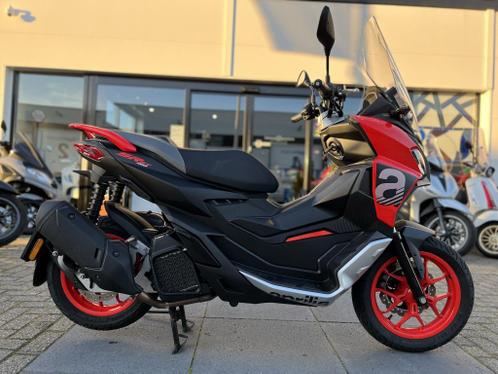 Aprilia SR GT 200 SPORT