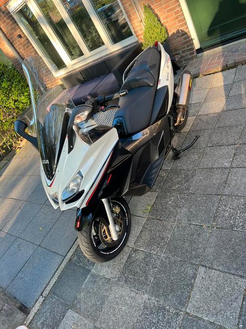 Aprilia Srv850 full Polini