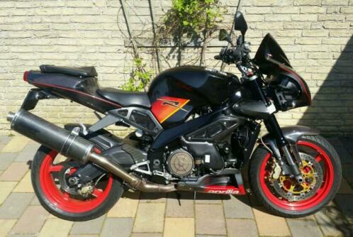 Aprilia Tuono 1000 R
