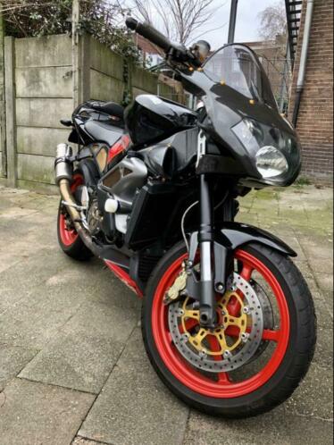 Aprilia Tuono 1000 R 