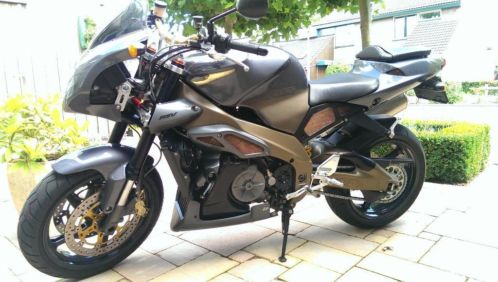 Aprilia Tuono 1000 R