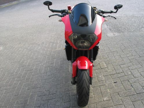 Aprilia Tuono 1000 R  RSV Mille