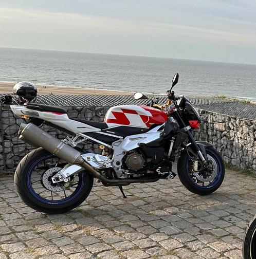 Aprilia Tuono