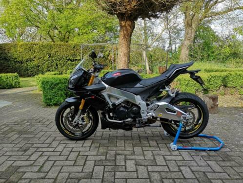 Aprilia tuono V4 1000