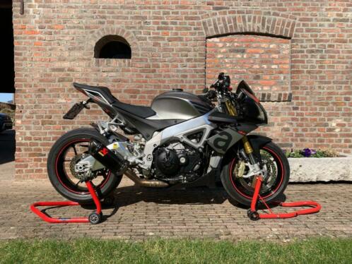 Aprilia Tuono V4 1100RR (bj 2015), 13.600km