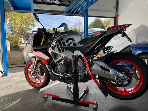 Aprilia Tuono V4 2019 - Akrapovic