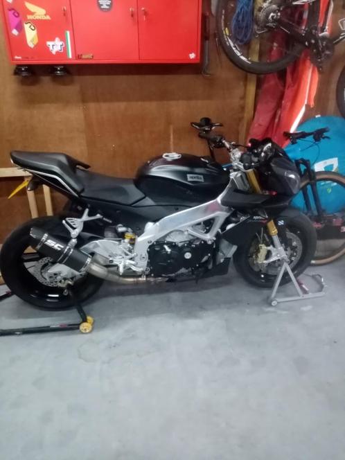 Aprilia tuono v4 aprc