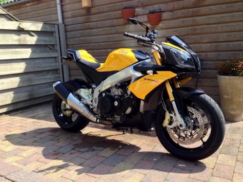 Aprilia Tuono V4R APRC